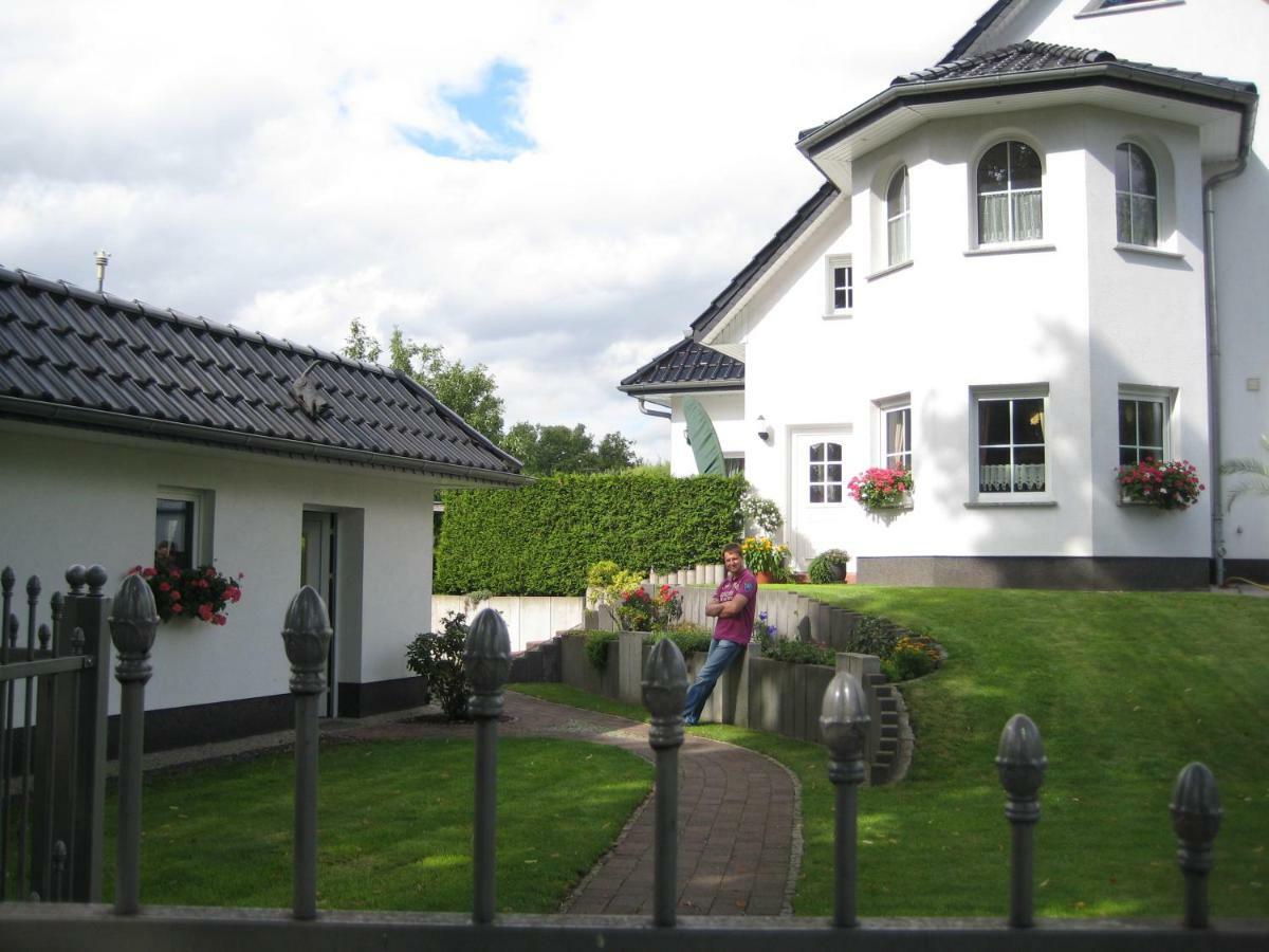 Fewo Buchheim, Hochwertig Und Gemuetlich, 5Min Zur S-Bahn Hoppegarten Extérieur photo